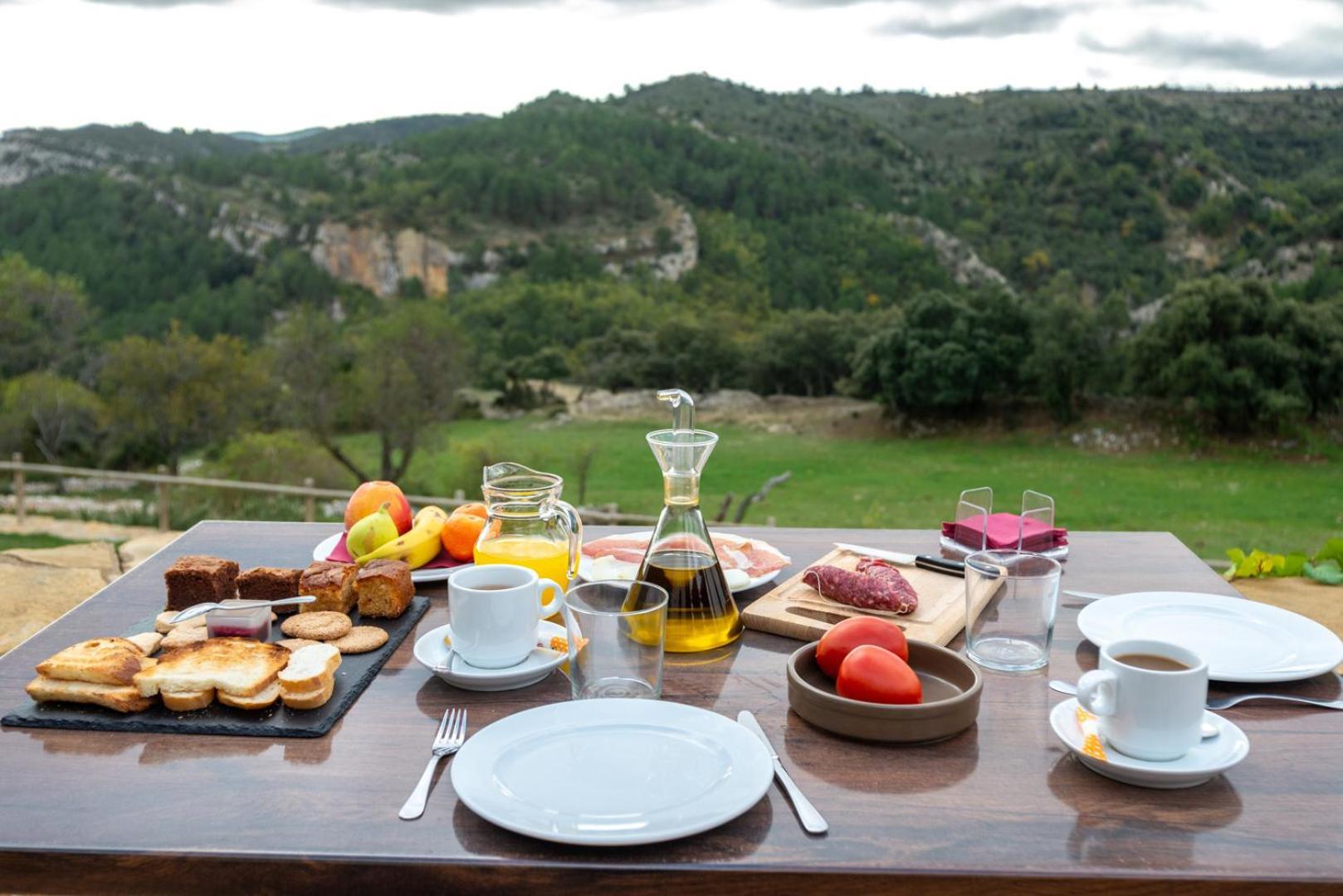 Font D'En Torres Solo Adultos Guest House Morella Exterior photo