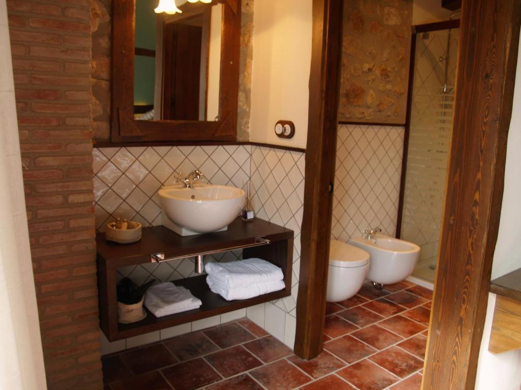 Font D'En Torres Solo Adultos Guest House Morella Room photo